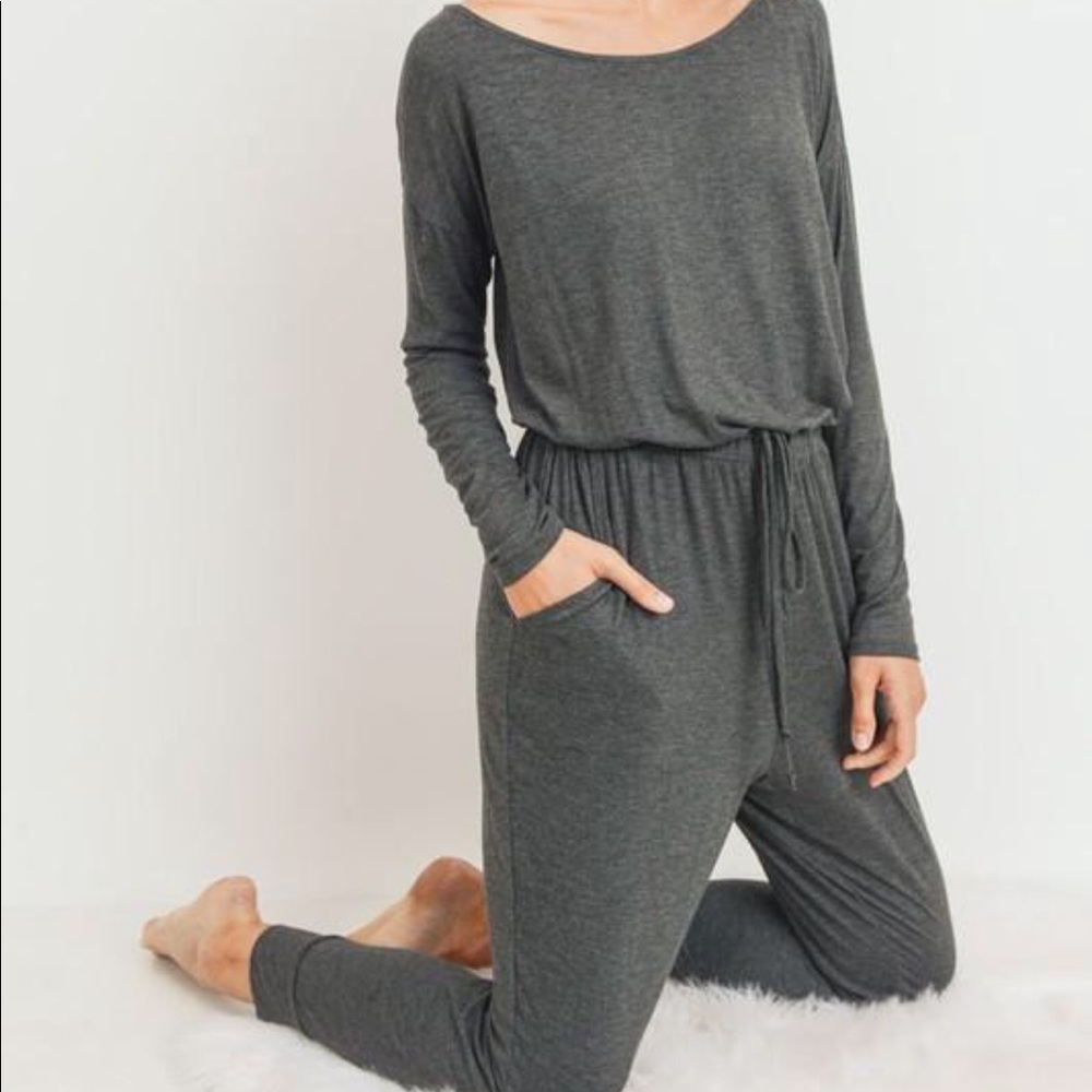 MOVING SALE! NWT: Grey Jumpsuit